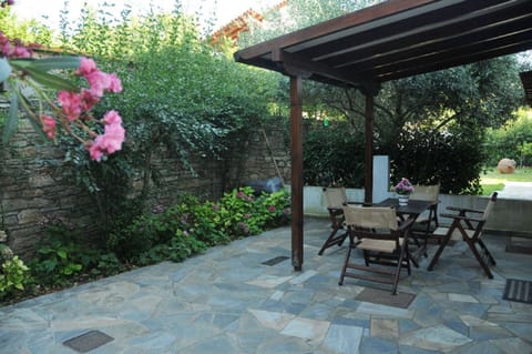 studio on the grournd floor without sea view #3