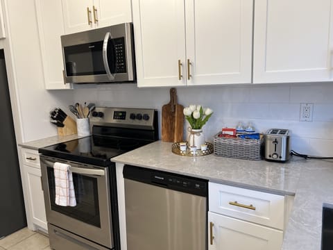 Fully equipped and stocked kitchen.