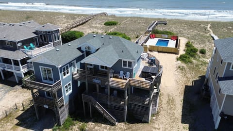 Paradise!! at Blue Fin