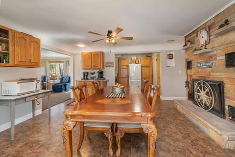 Next Door Photos 621_19-Edit