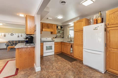 Next Door Photos 621_25-Edit