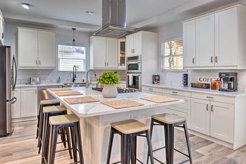 Kitchen | Coffee Maker | Toaster | Blender