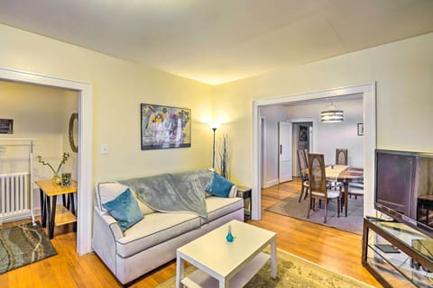 Albany Vacation Rental | 3BR | 1BA | 1,200 Sq Ft | Stairs Required to Access