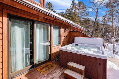 Enjoy your private back deck with hot tub