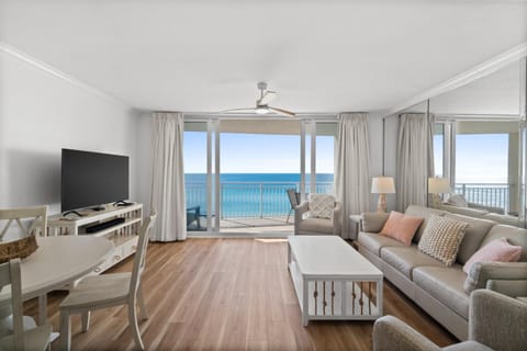 Emerald Beach Resort Condo Rental 926