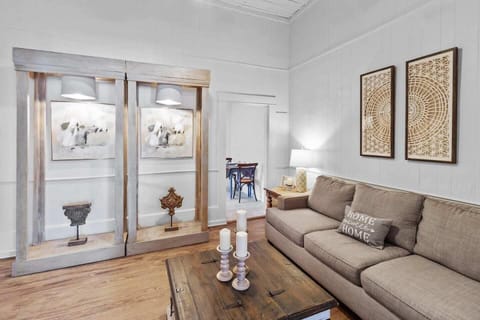 Back Living room with Smart TV