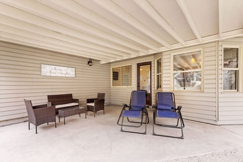 A place to have a chat with friends and family