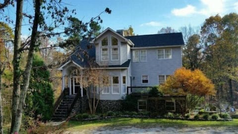 Front of Mountain Bliss Retreat