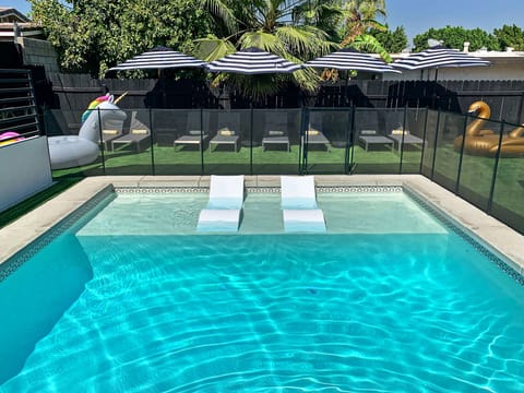 Pool with baja; 4 ft 10 inches deep. Pool fence optional ($250 fee)