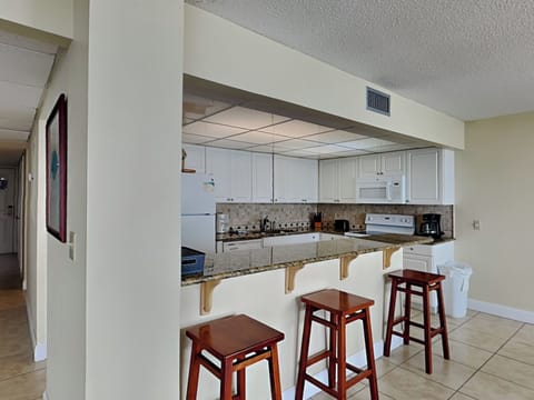 Breakfast Bar - Seating