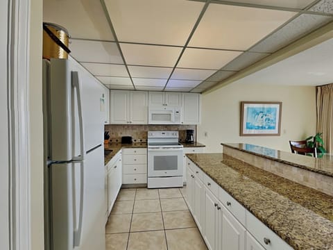 Kitchen - Modern Appliances