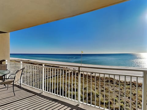 Welcome to Emerald Beach #328
