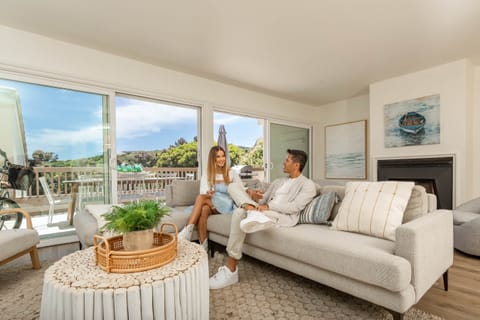 Living Room Lifestyle (1)