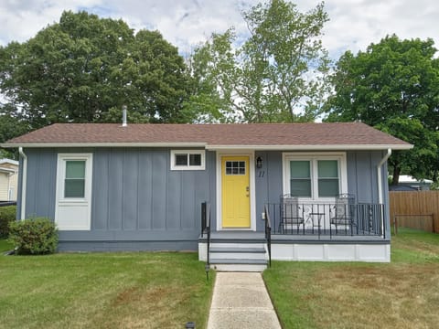 Welcome to Vacation Road House!