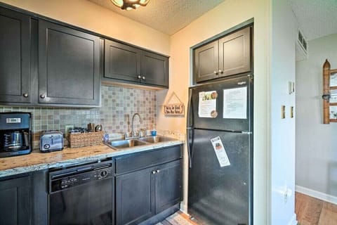 The Summit's fully equipped kitchen