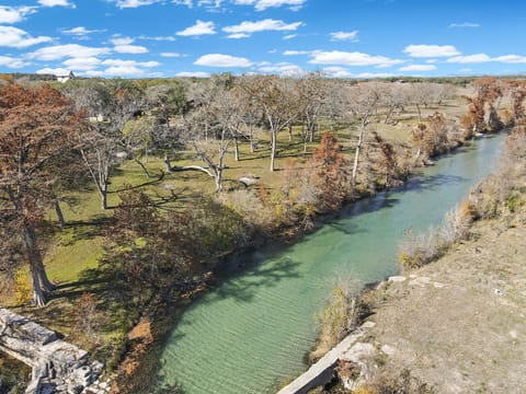 Located along the fabulous Blanco River