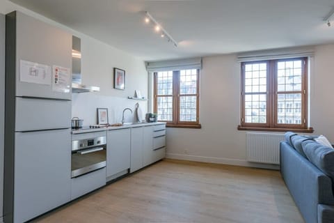 Fully equipped and spacious kitchen