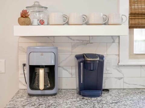 Morning rituals made brighter ☕✨ Embracing the warmth of coffee and cozy vibes in our kitchen! 