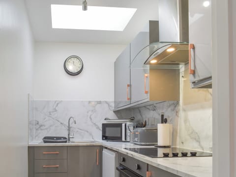 Kitchen | Hamilton Collection- Bell Tower B - Hamilton Collection, Berwick-upon-Tweed