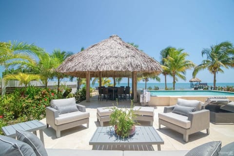 Pool / beach palapa