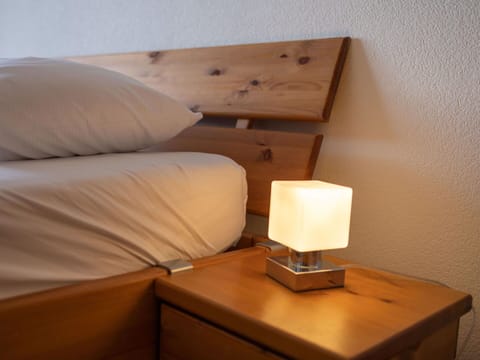 Furniture, Property, Table, Comfort, Lamp, Wood, Interior Design, Hardwood, Tints And Shades, Rectangle