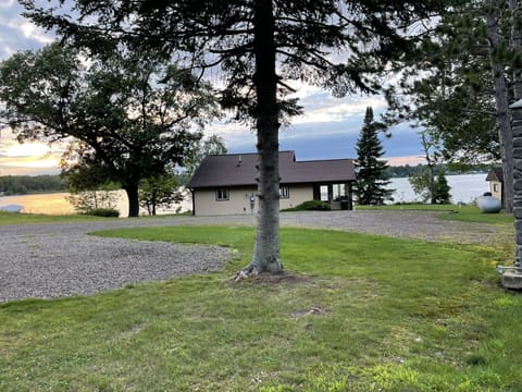 Large level lot on the southern lake shore.