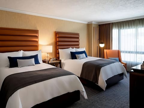 Modern Unit with 2 Double beds