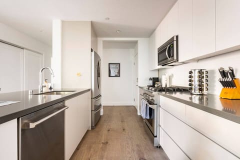 H111 photo 5 kitchen 2