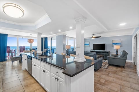 1650 square feet of space in 908