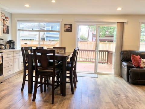 Windows provide plenty of natural light!