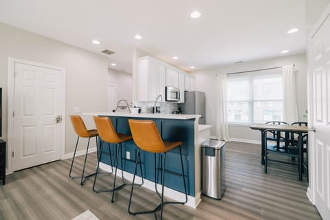 Bright and inviting dining space—perfect for shared meals and great conversations.