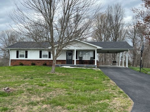 Front view 
Plenty of parking and privacy