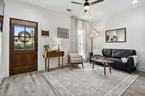 Living Room (1)