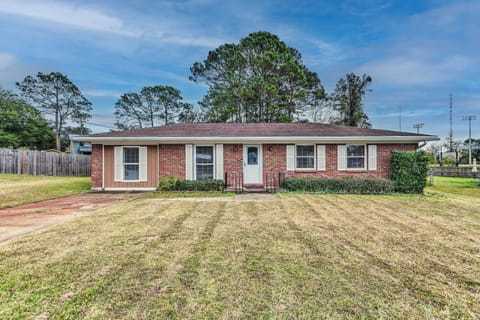 Fort Walton Beach Vacation Rental | 4BR | 2BA | 2 Steps Required for Access