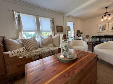 Olive Grove sleeps 6-7 Adults Wooden daybed sleeps 1