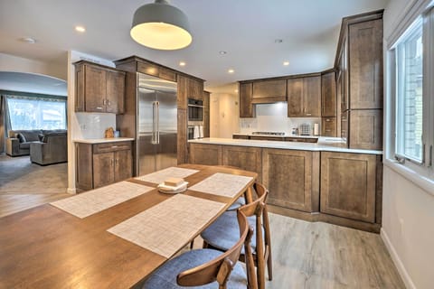 Dining Area | Kitchen | Dishwasher | Double Oven | Cooking Basics