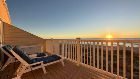 3 Bedroom/ 3 Bath Vacation Rental in Treasure Island Florida by Jeff and Gina Properties