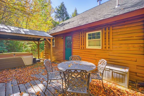 Private Deck | Hot Tub | Charcoal Grill (Not Available in Winter Months)