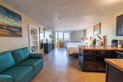Welcome to "Coastal Viewl" Top of the Gulf 316 in beautiful Panama City Beach, FL