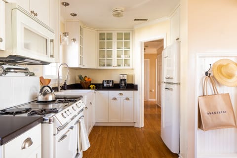 We know, the retro fridge is a vibe.