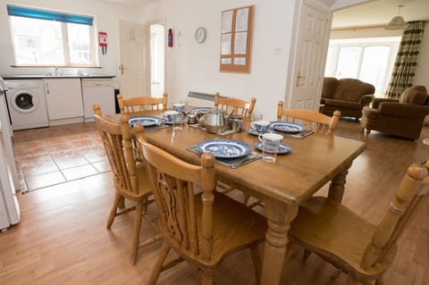Moore Bay Holiday Homes, Kilkee, County Clare