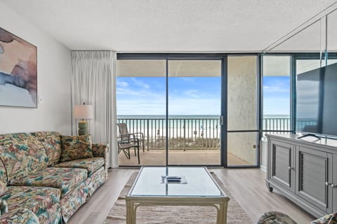 Edgewater Beach Resort - Leeward 102