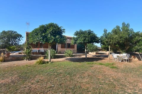 welcome to Finca CAN PATITO in Es Llombards/ Santanyi