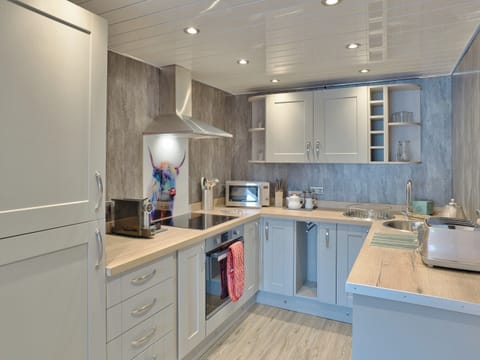 Kitchen | Loch Eck Holiday Cottages- Cur Cottage - Loch Eck Holiday Cottages, Near Dunoon