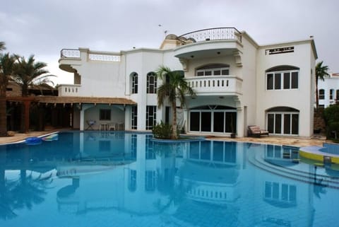  Back of the villa with the private pool