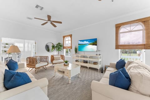 Relax, stream a movie, or catch the game—this is your comfy vacation hub