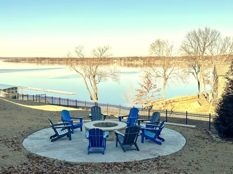 Wood Burning Firepit with Unbelievable Views of Grand Lake!