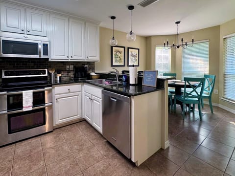 Kitchen with Breakfast Table