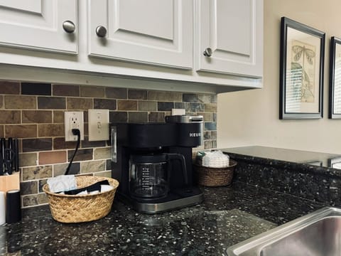 Combination Drip/Keurig Coffee Maker