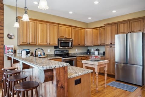 Fully Stocked Kitchen